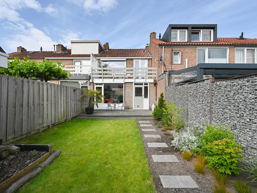 Henriette Roland Holststraat 19, MAASSLUIS