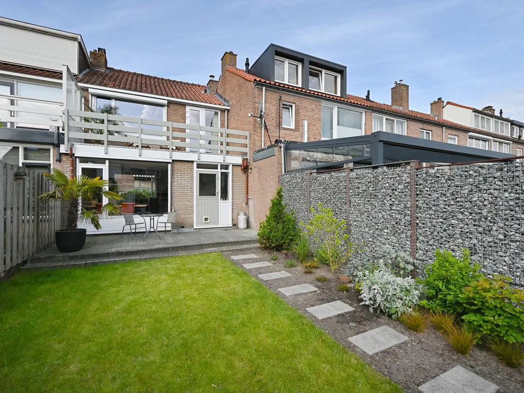 Henriette Roland Holststraat 19, MAASSLUIS