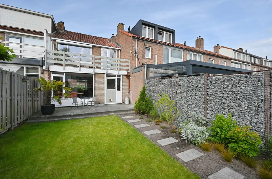 Henriette Roland Holststraat 19