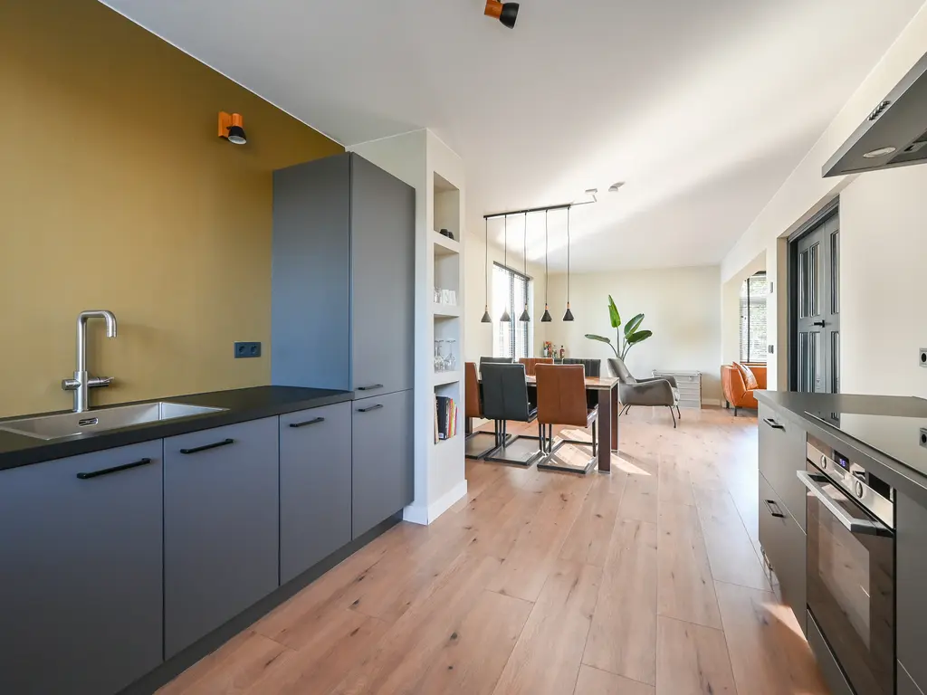 Schollevaarstraat 34, MAASSLUIS