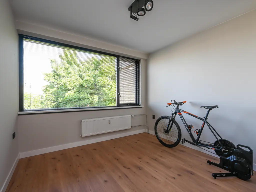 Schollevaarstraat 34, MAASSLUIS