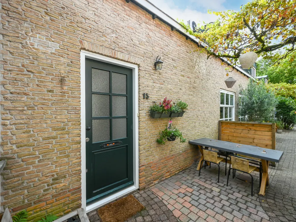 Bloemhof 15, MAASSLUIS