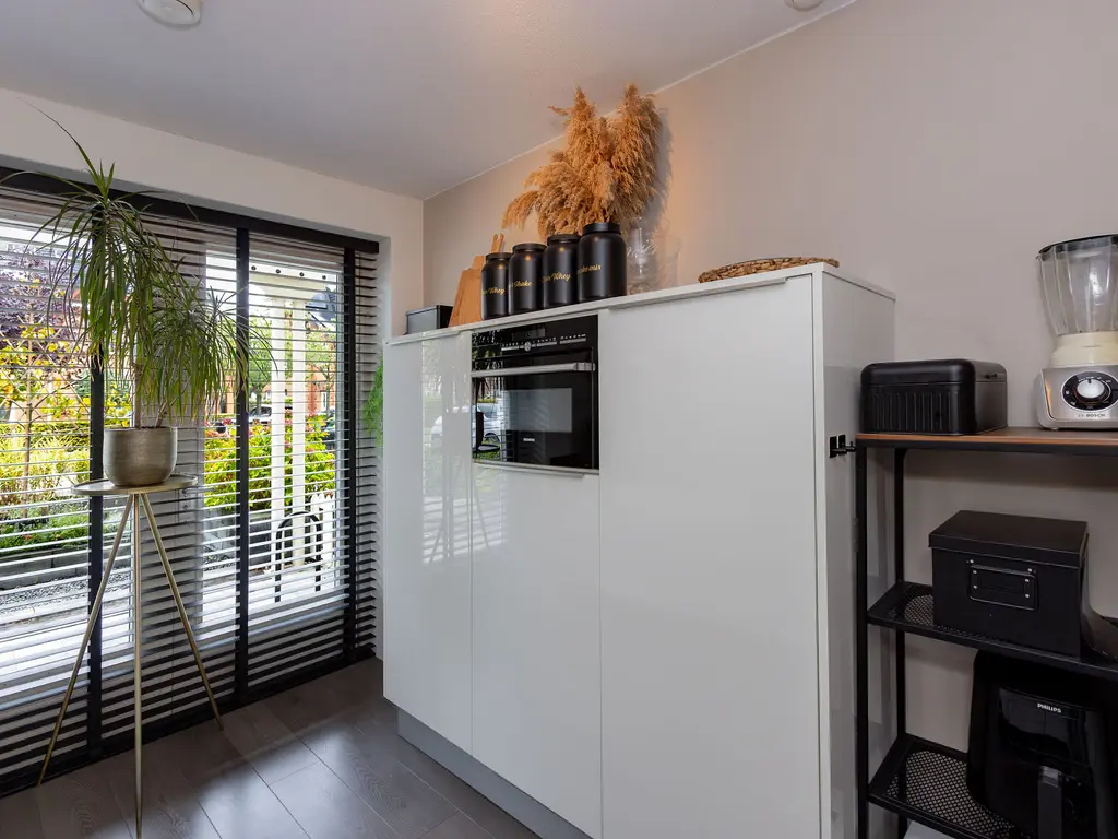 Job van der Zeelaan 33, MAASSLUIS