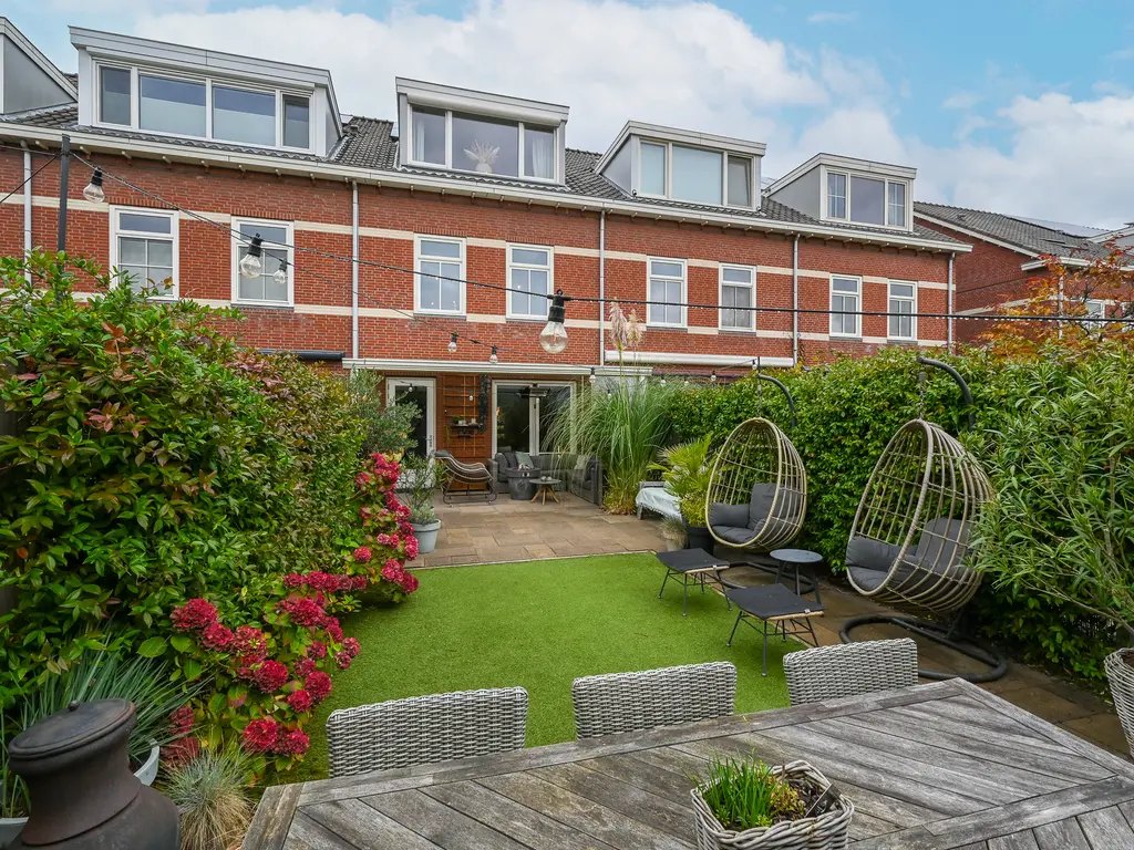 Job van der Zeelaan 33, MAASSLUIS