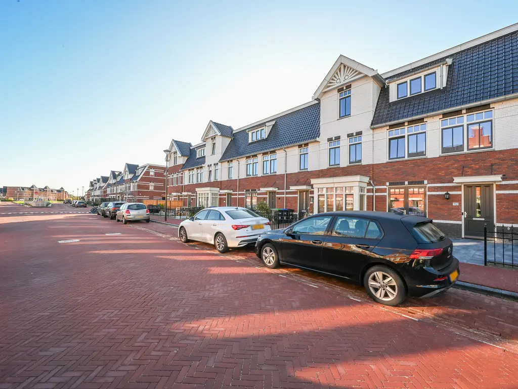 Westmadeweg 112, 'S-GRAVENHAGE