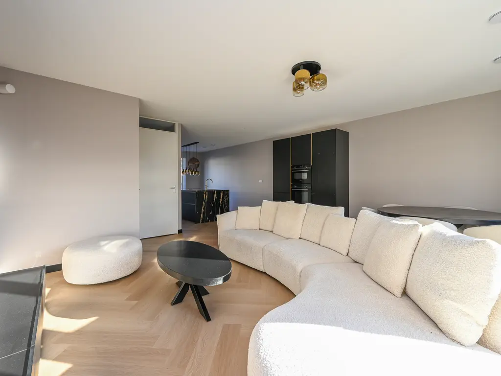 Westmadeweg 112, 'S-GRAVENHAGE