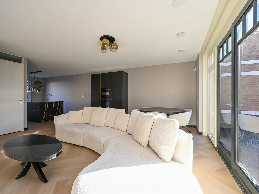 Westmadeweg 112, 'S-GRAVENHAGE