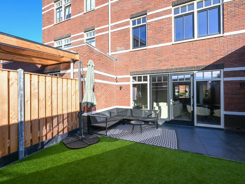 Westmadeweg 112, 'S-GRAVENHAGE