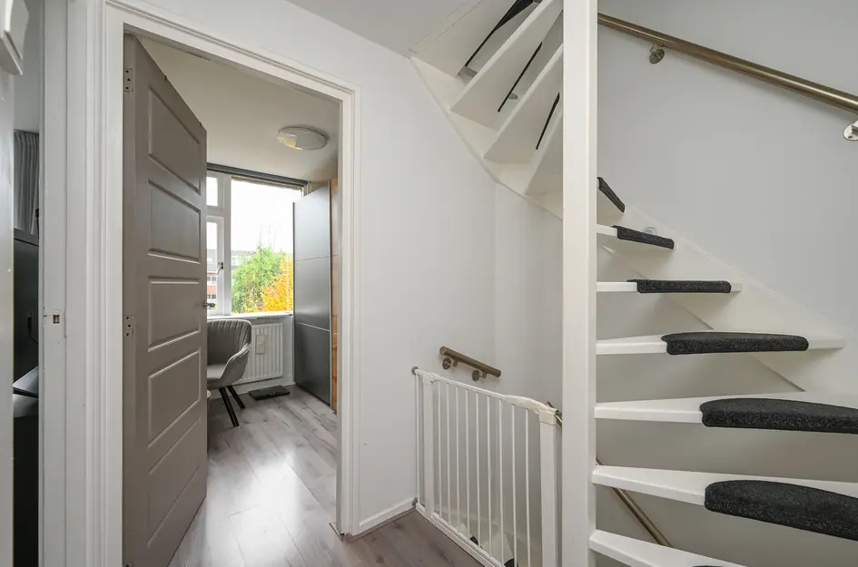 Henriëtte Roland Holststraat 16