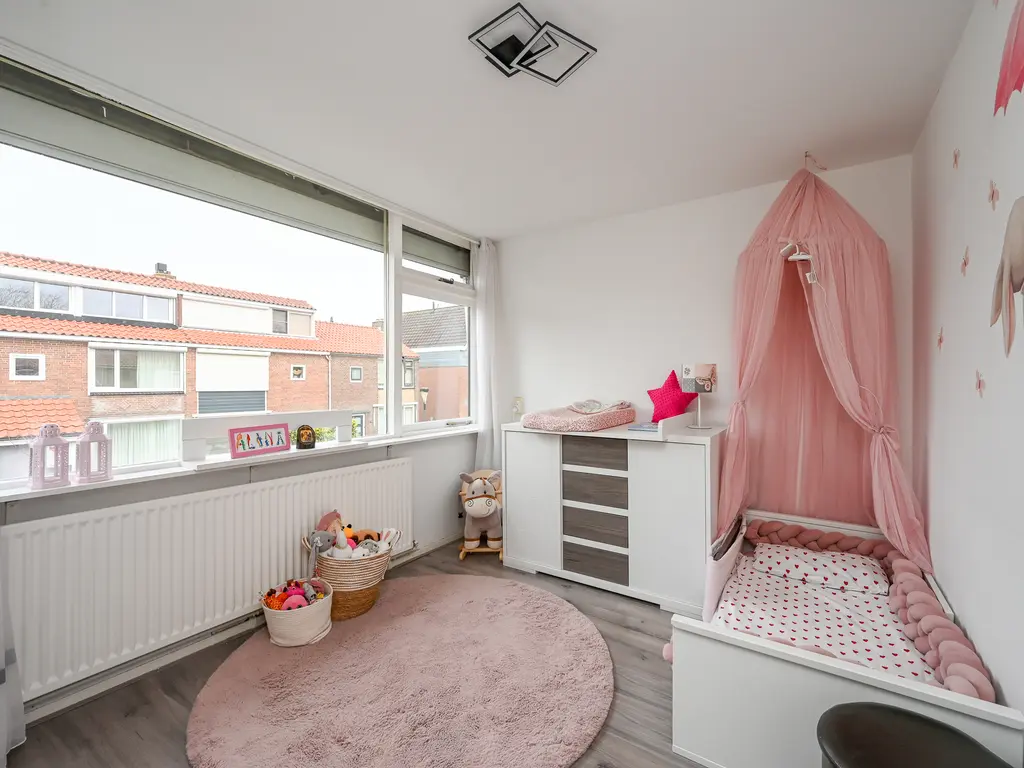 Henriëtte Roland Holststraat 16, MAASSLUIS