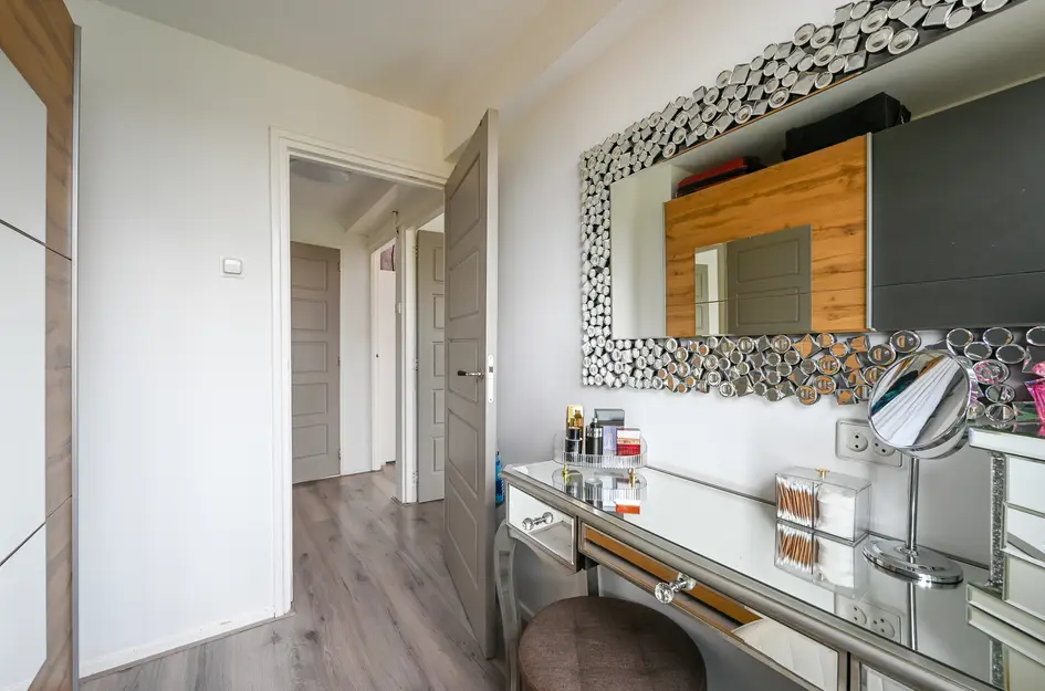 Henriëtte Roland Holststraat 16