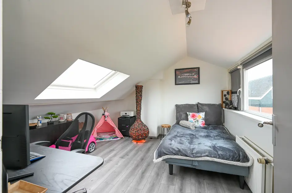 Henriëtte Roland Holststraat 16