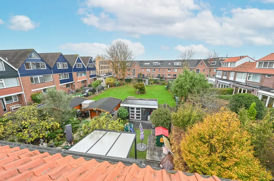 Henriëtte Roland Holststraat 16