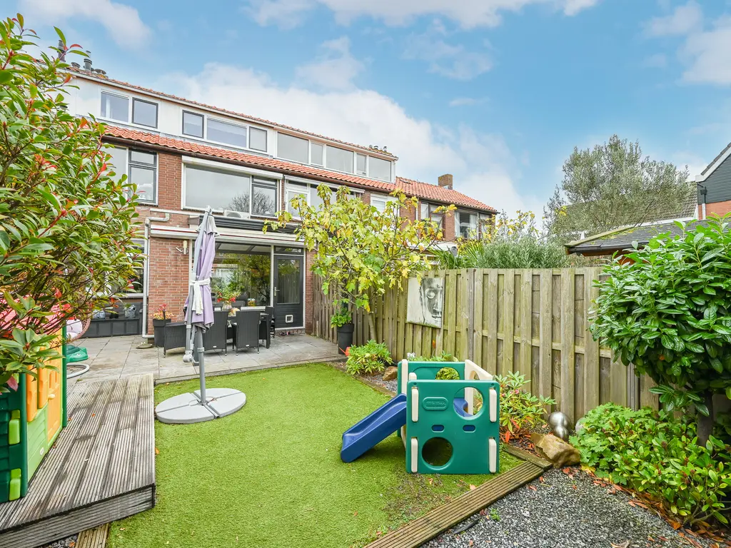 Henriëtte Roland Holststraat 16, MAASSLUIS