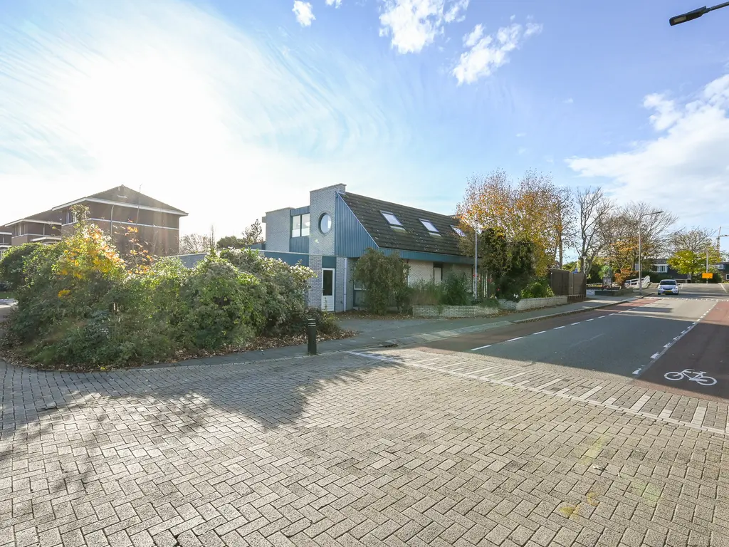 Burg Groot Enzerinksngl 69, MAASLAND