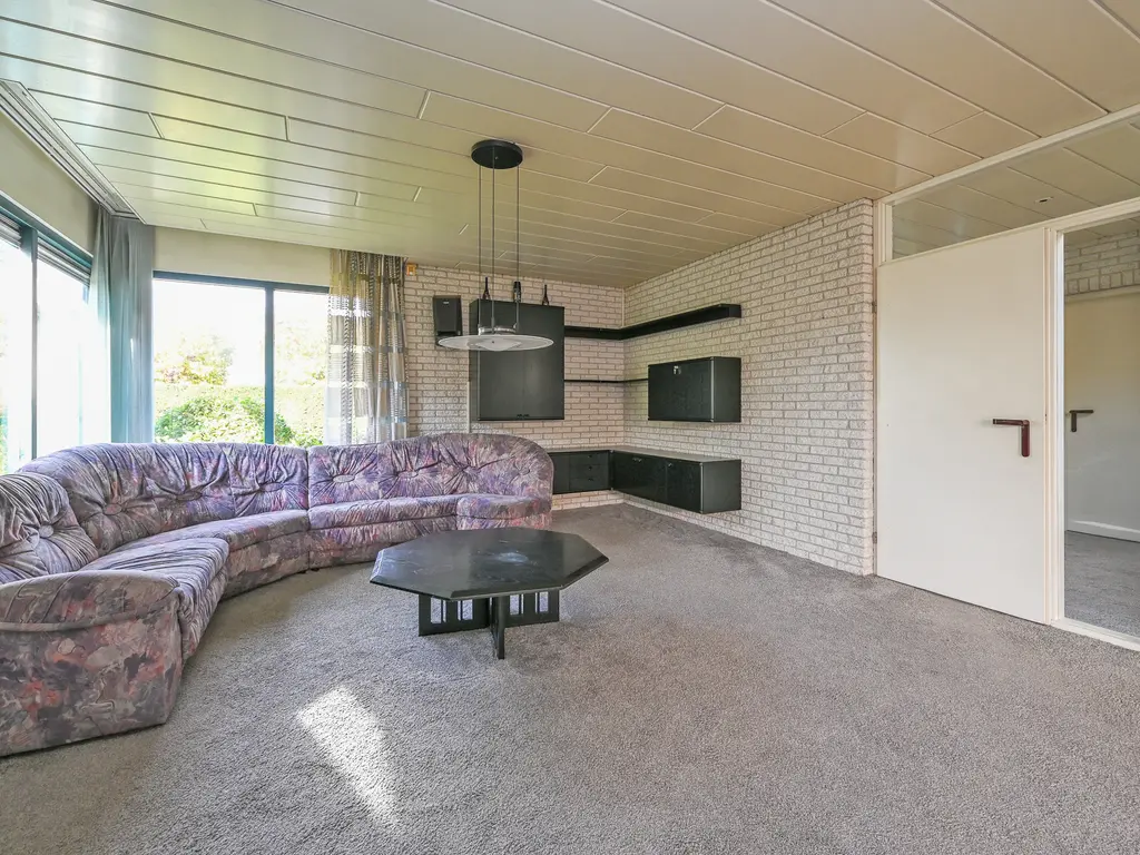 Burg Groot Enzerinksngl 69, MAASLAND