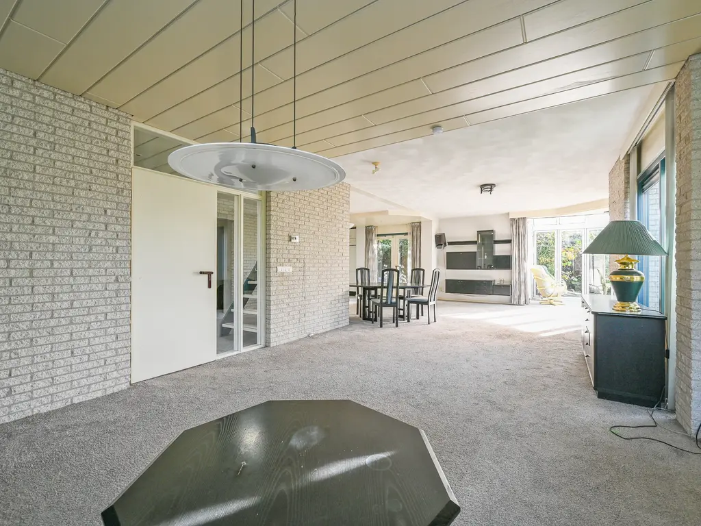 Burg Groot Enzerinksngl 69, MAASLAND