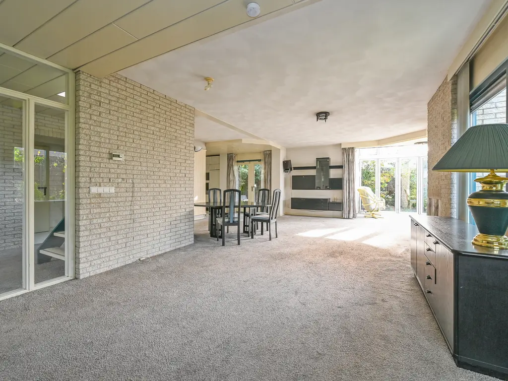 Burg Groot Enzerinksngl 69, MAASLAND