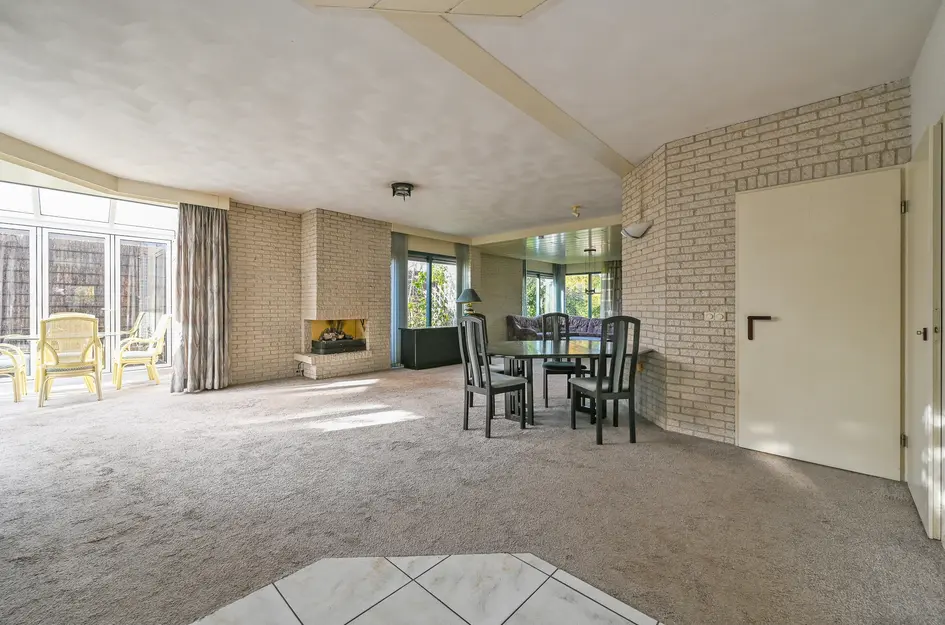 Burg Groot Enzerinksngl 69