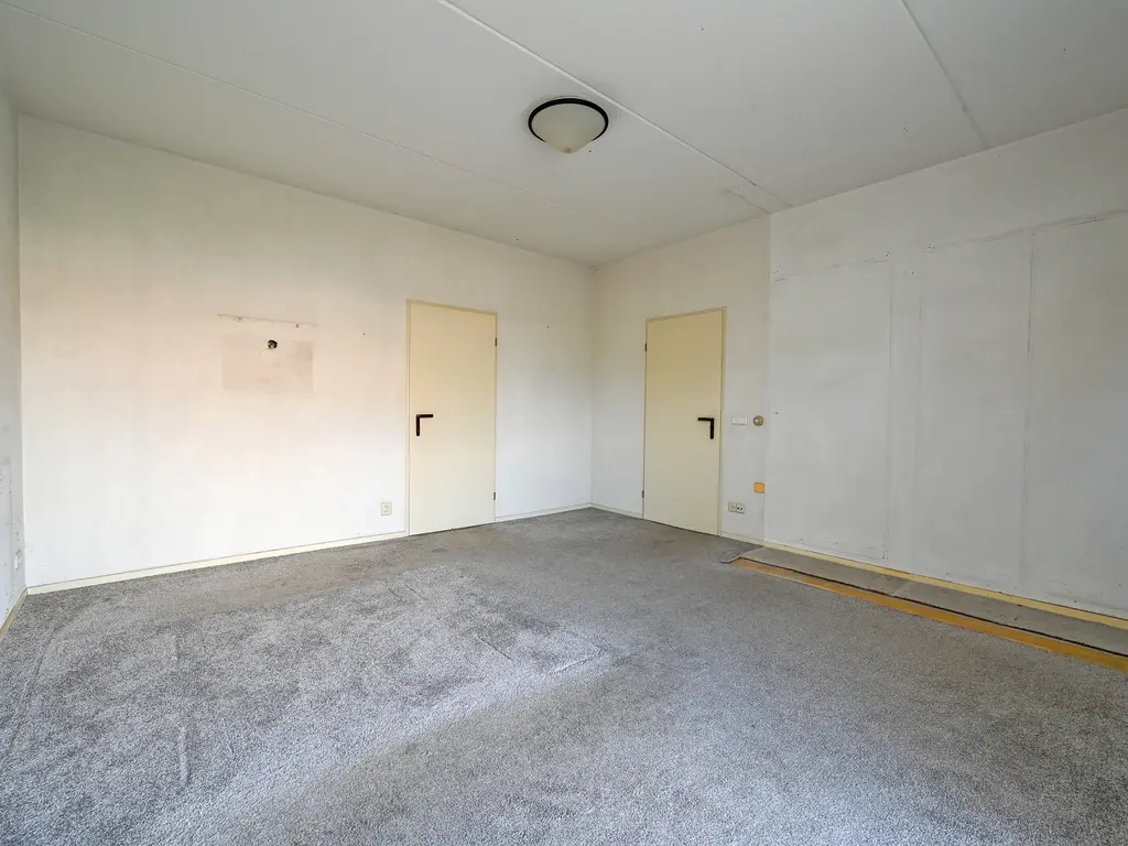 Burg Groot Enzerinksngl 69, MAASLAND