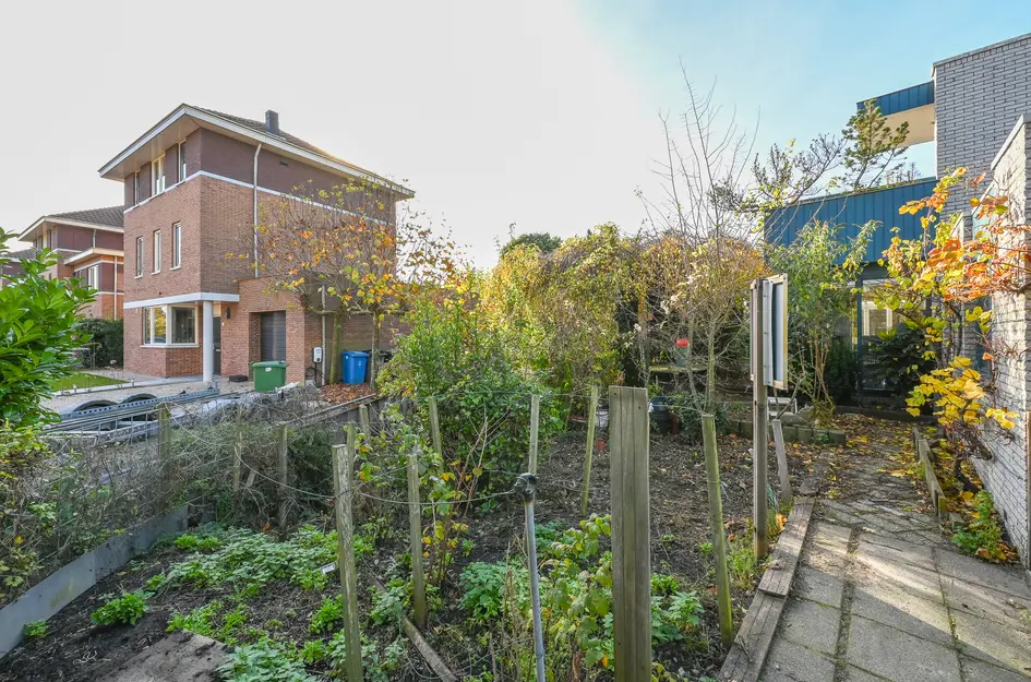 Burg Groot Enzerinksngl 69