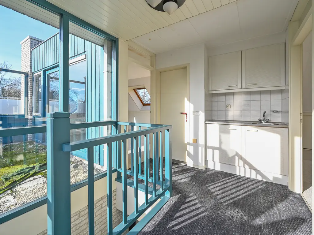 Burg Groot Enzerinksngl 69, MAASLAND