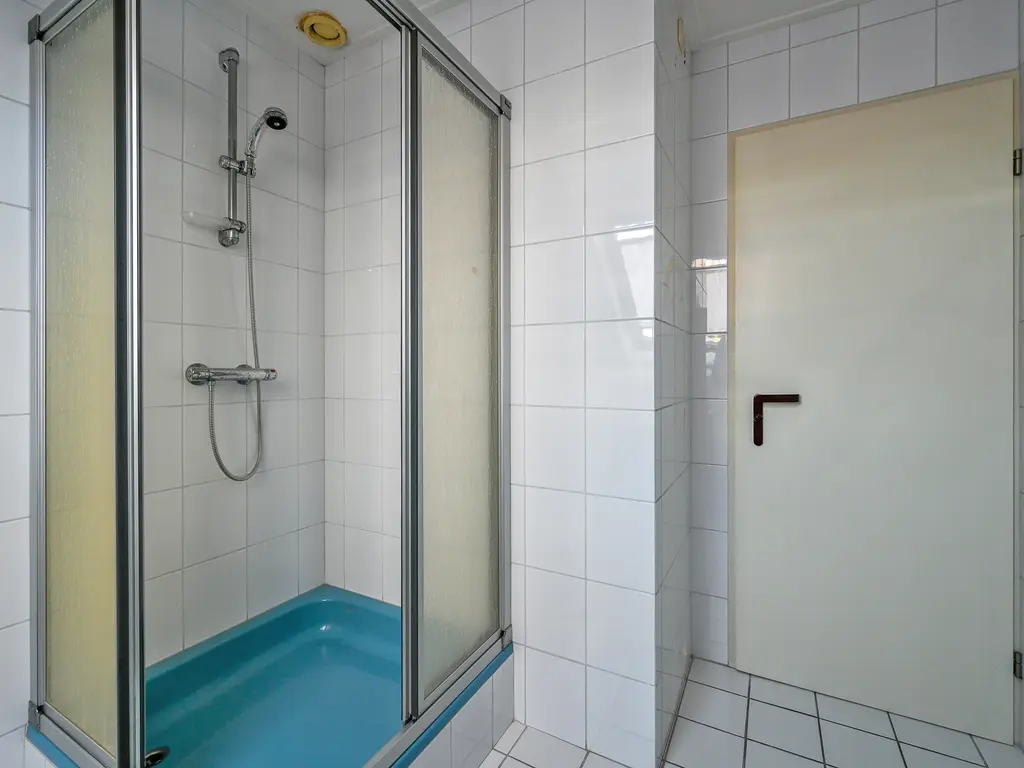 Burg Groot Enzerinksngl 69, MAASLAND