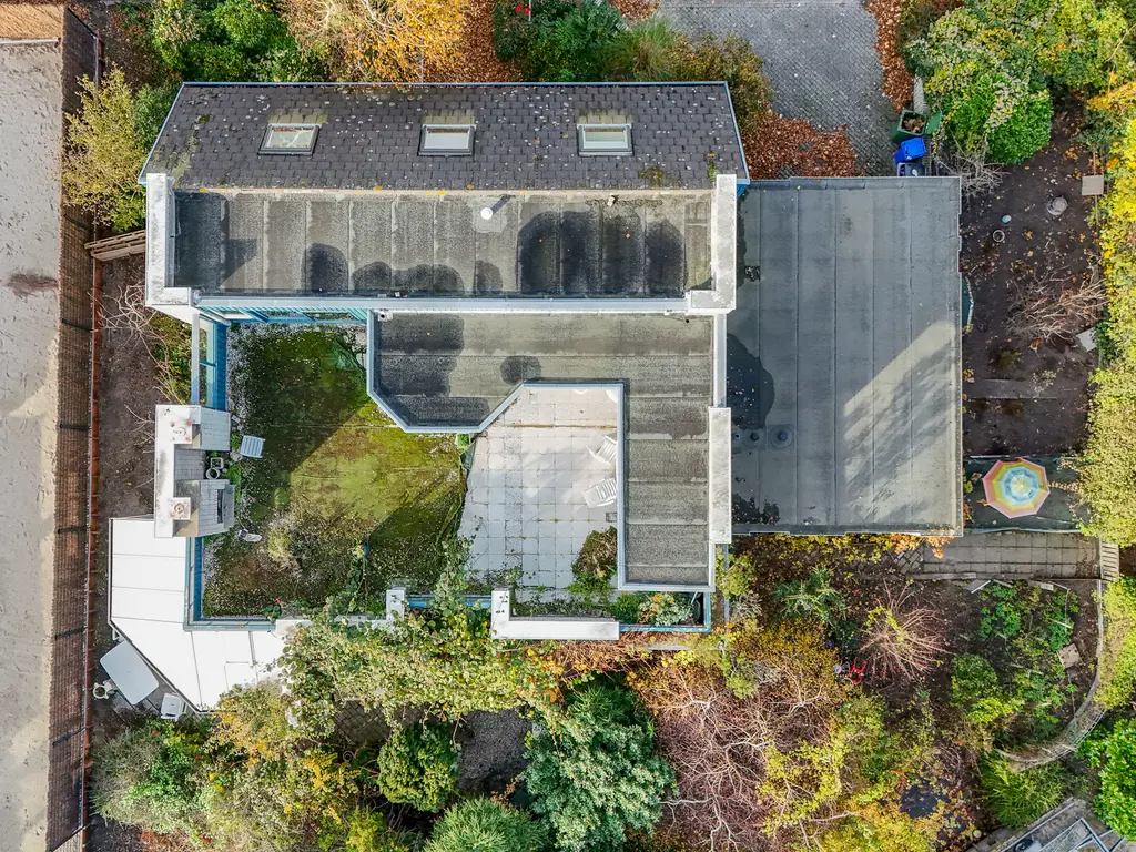 Burg Groot Enzerinksngl 69, MAASLAND