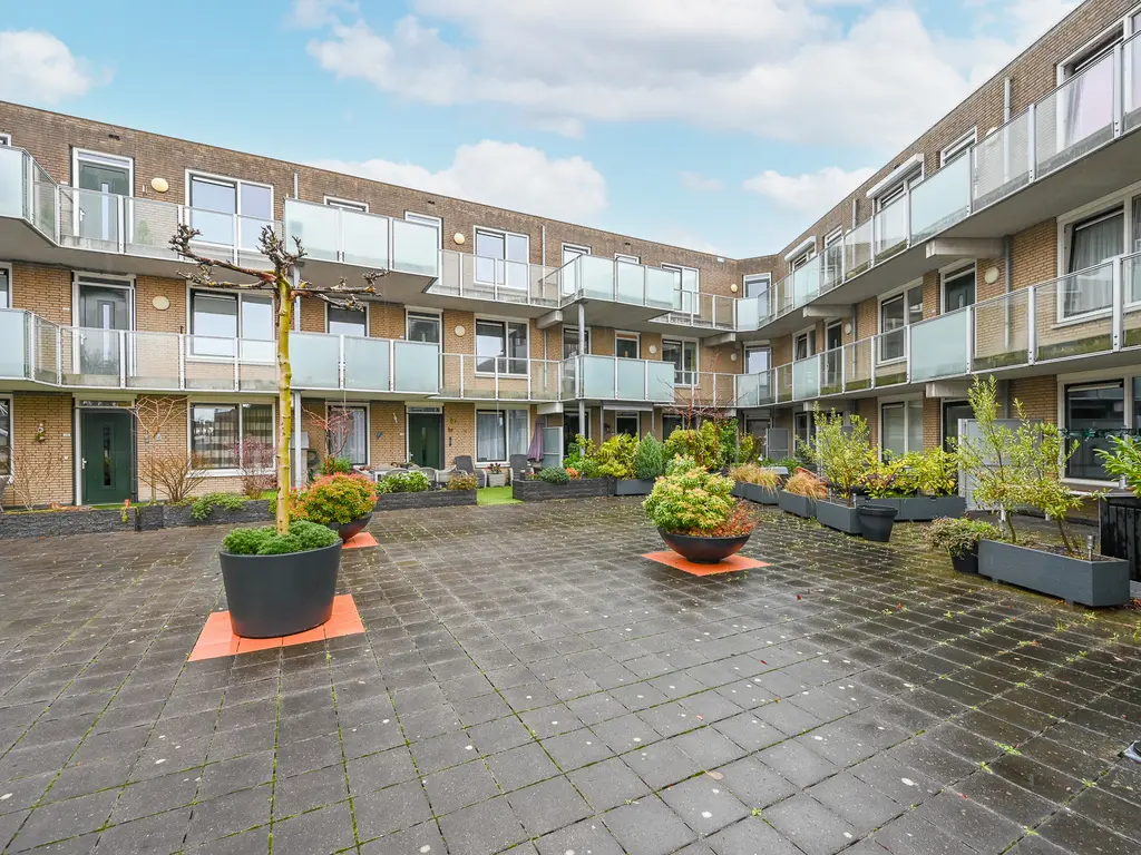 Fenacoliuslaan 118, MAASSLUIS