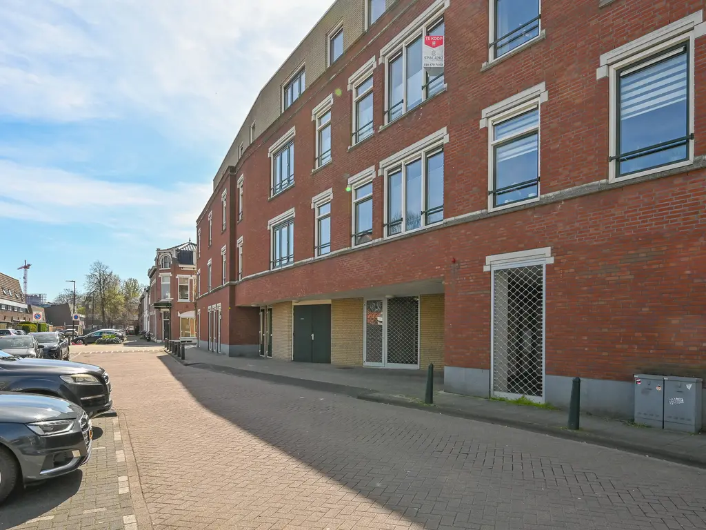 Fenacoliuslaan 118, MAASSLUIS