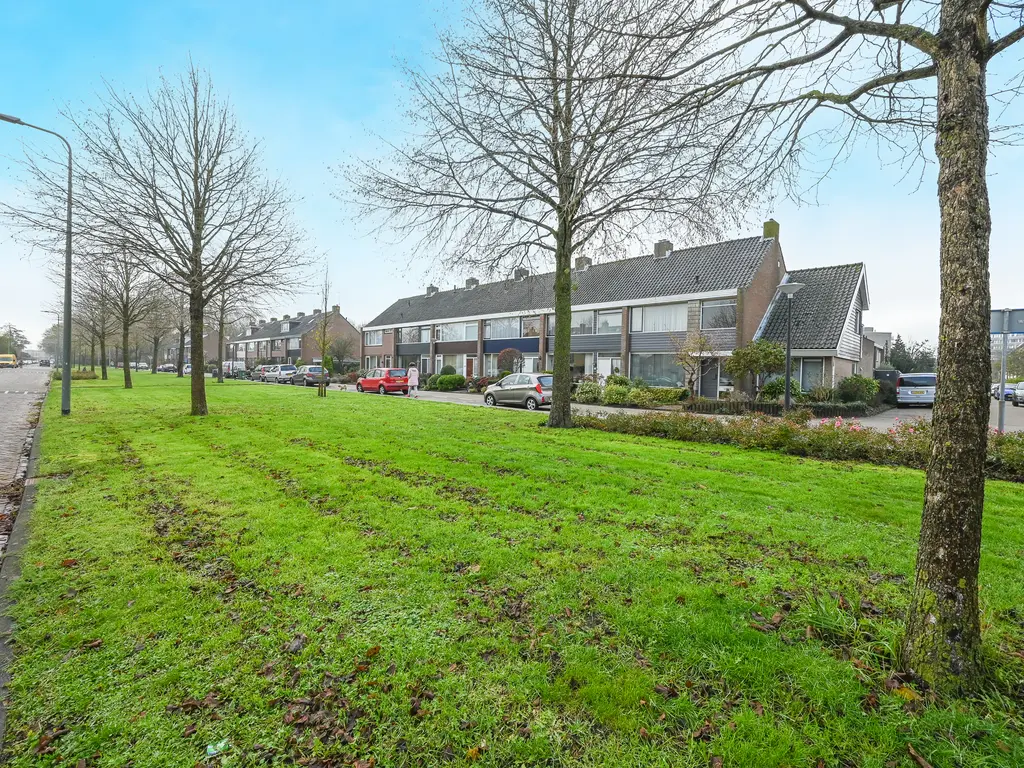 Lijsterlaan 136, MAASSLUIS