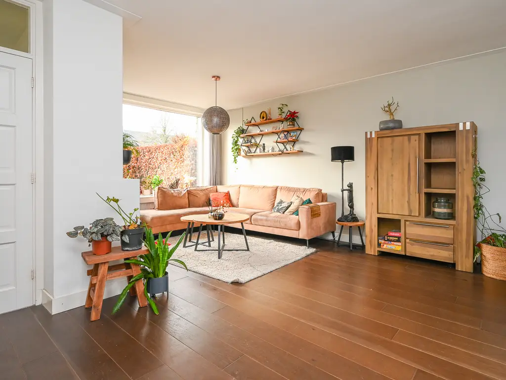 Lijsterlaan 136, MAASSLUIS