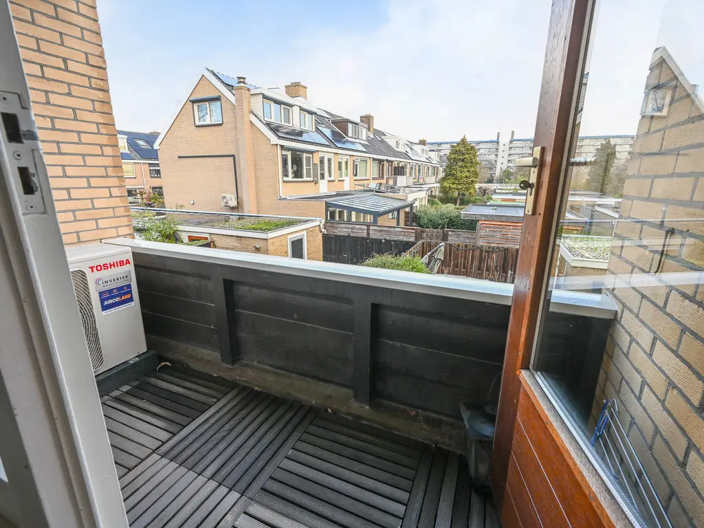 Lijsterlaan 136, MAASSLUIS