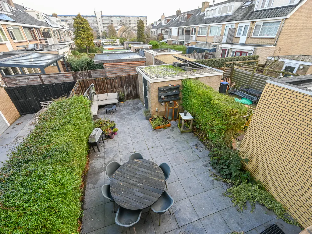 Lijsterlaan 136, MAASSLUIS