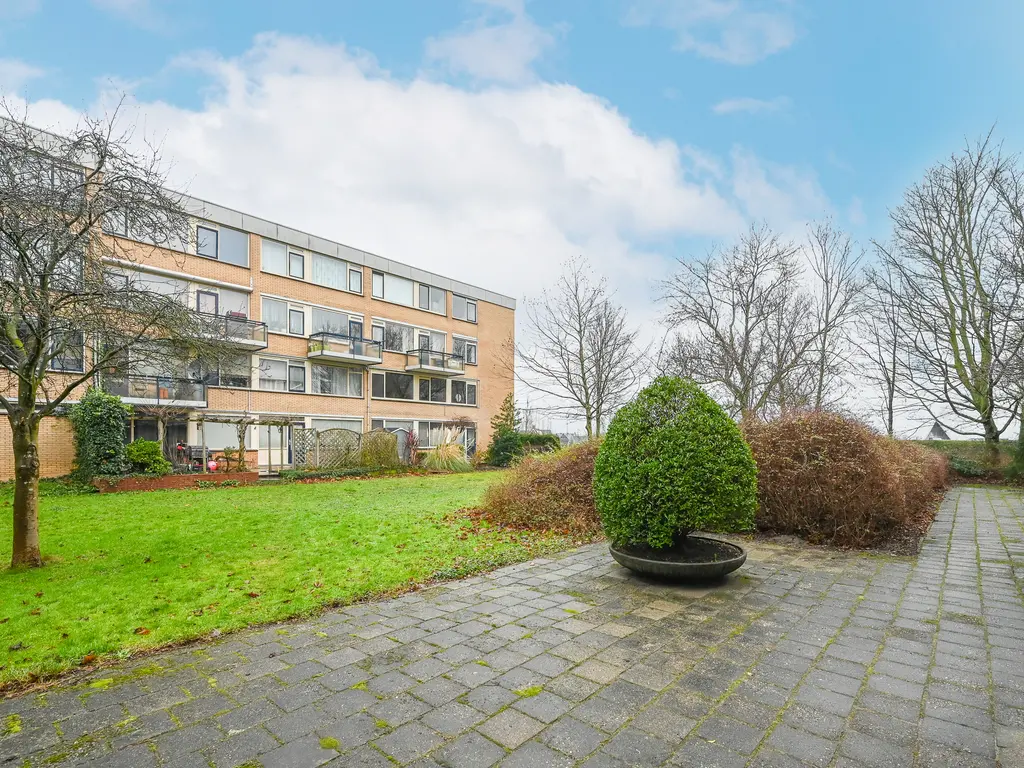 Schollevaarstraat 52, MAASSLUIS