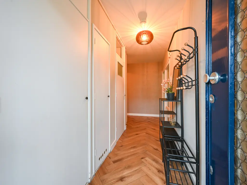 Schollevaarstraat 52, MAASSLUIS