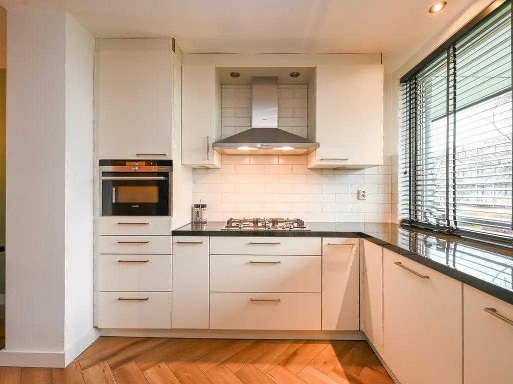 Schollevaarstraat 52, MAASSLUIS