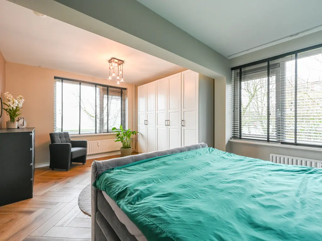 Schollevaarstraat 52, MAASSLUIS