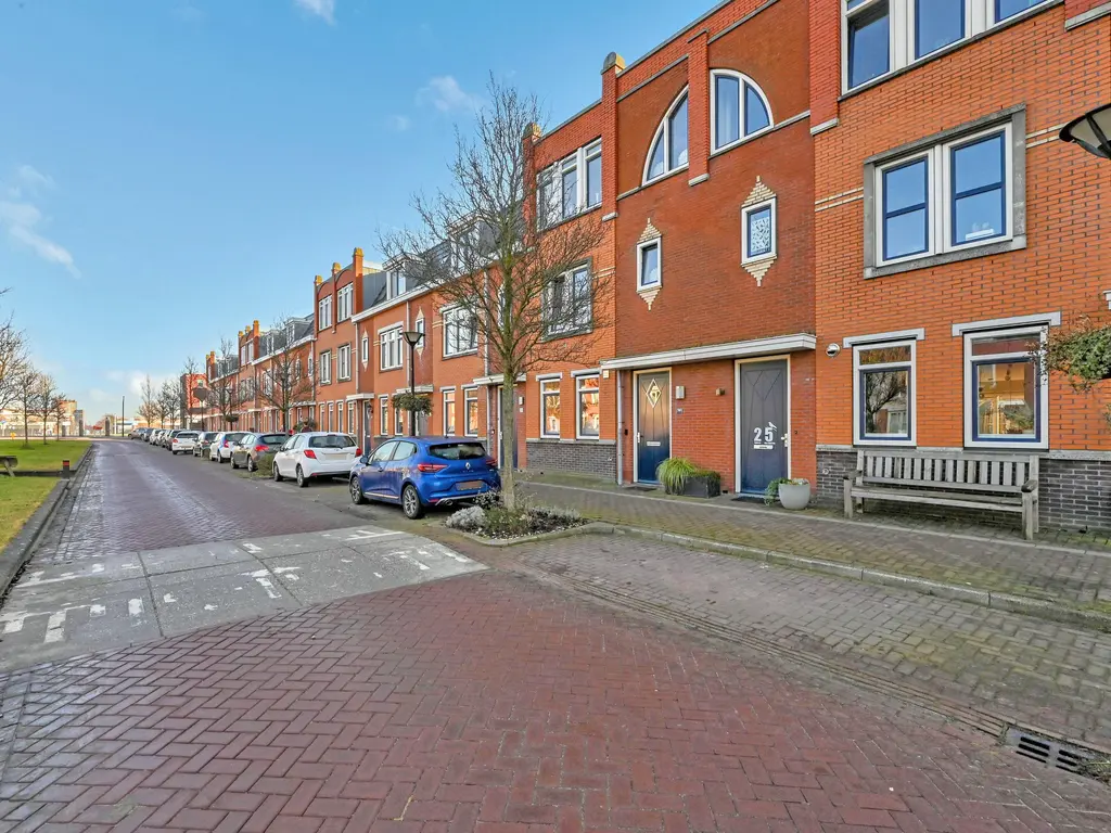Vuurbaak 25, MAASSLUIS