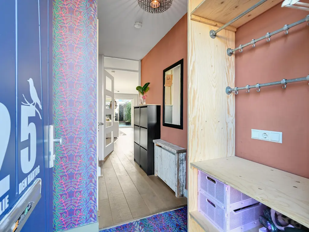 Vuurbaak 25, MAASSLUIS