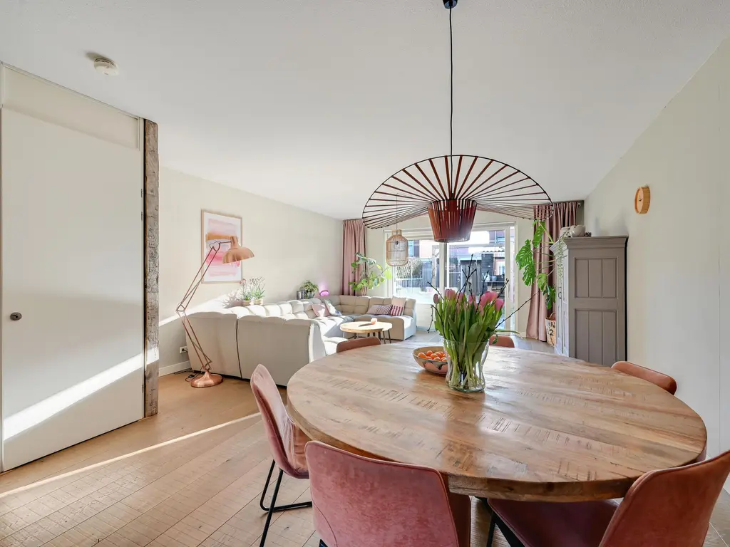 Vuurbaak 25, MAASSLUIS