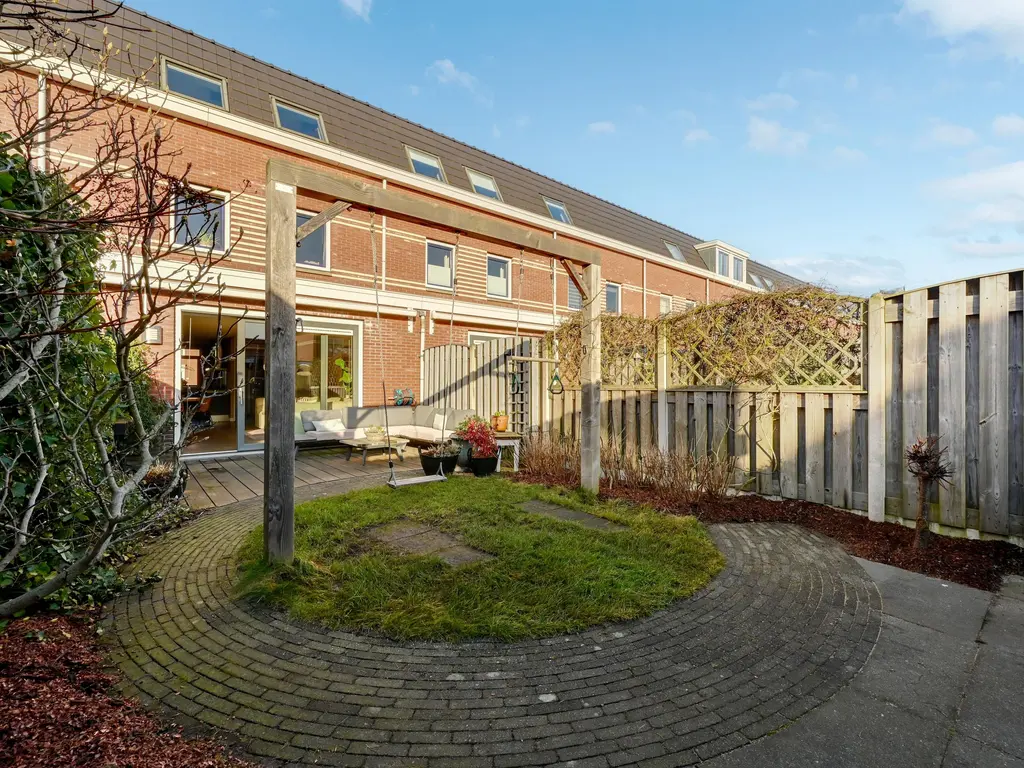 Vuurbaak 25, MAASSLUIS