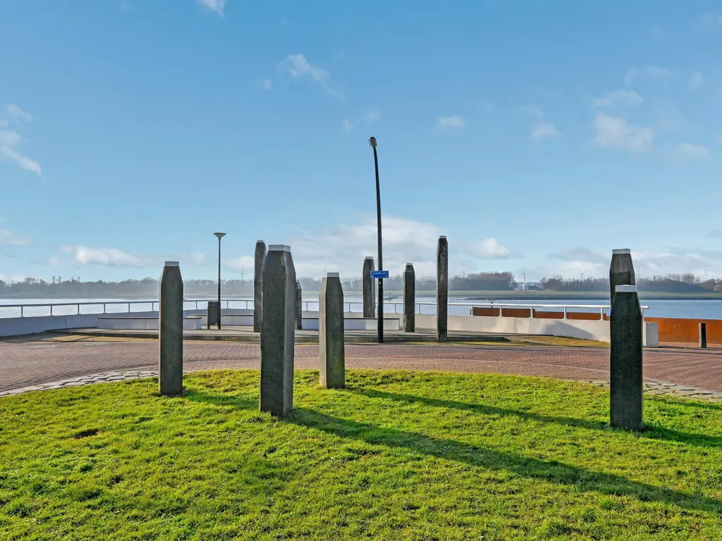 Vuurbaak 25, MAASSLUIS