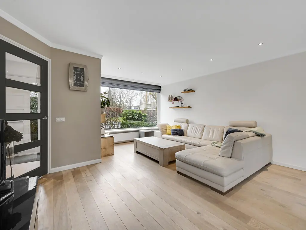 Hofsingel 17, MAASLAND