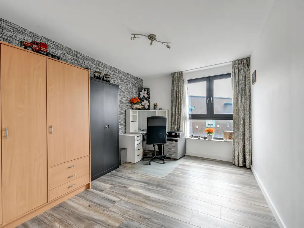 Peter van Anrooylaan 161, MAASSLUIS