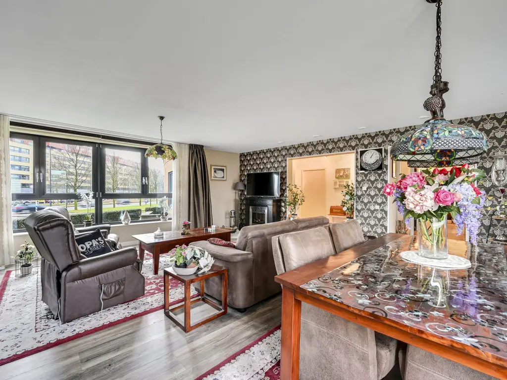 Peter van Anrooylaan 161, MAASSLUIS