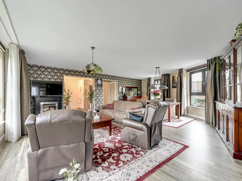 Peter van Anrooylaan 161, MAASSLUIS