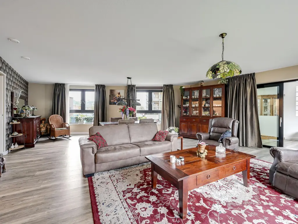 Peter van Anrooylaan 161, MAASSLUIS