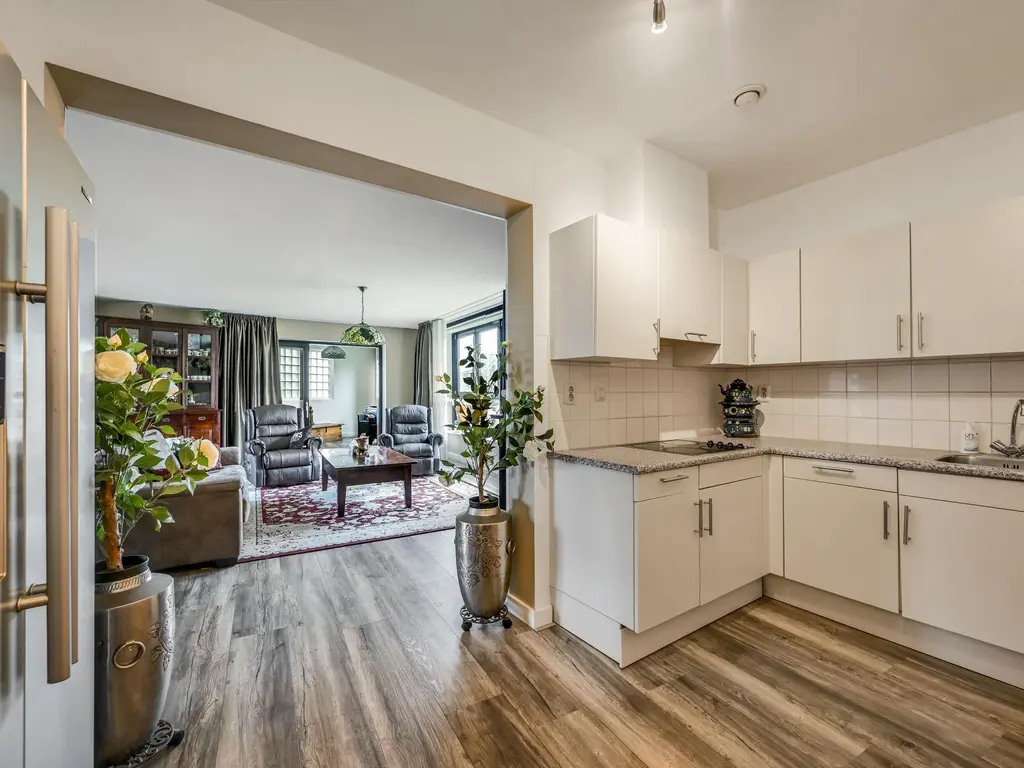 Peter van Anrooylaan 161, MAASSLUIS