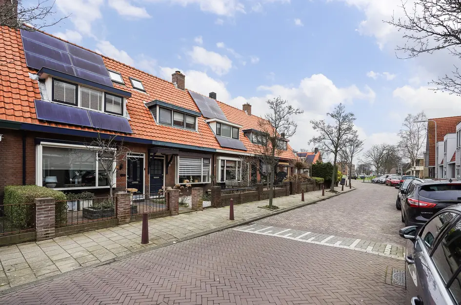 van de Kasteelestraat 84